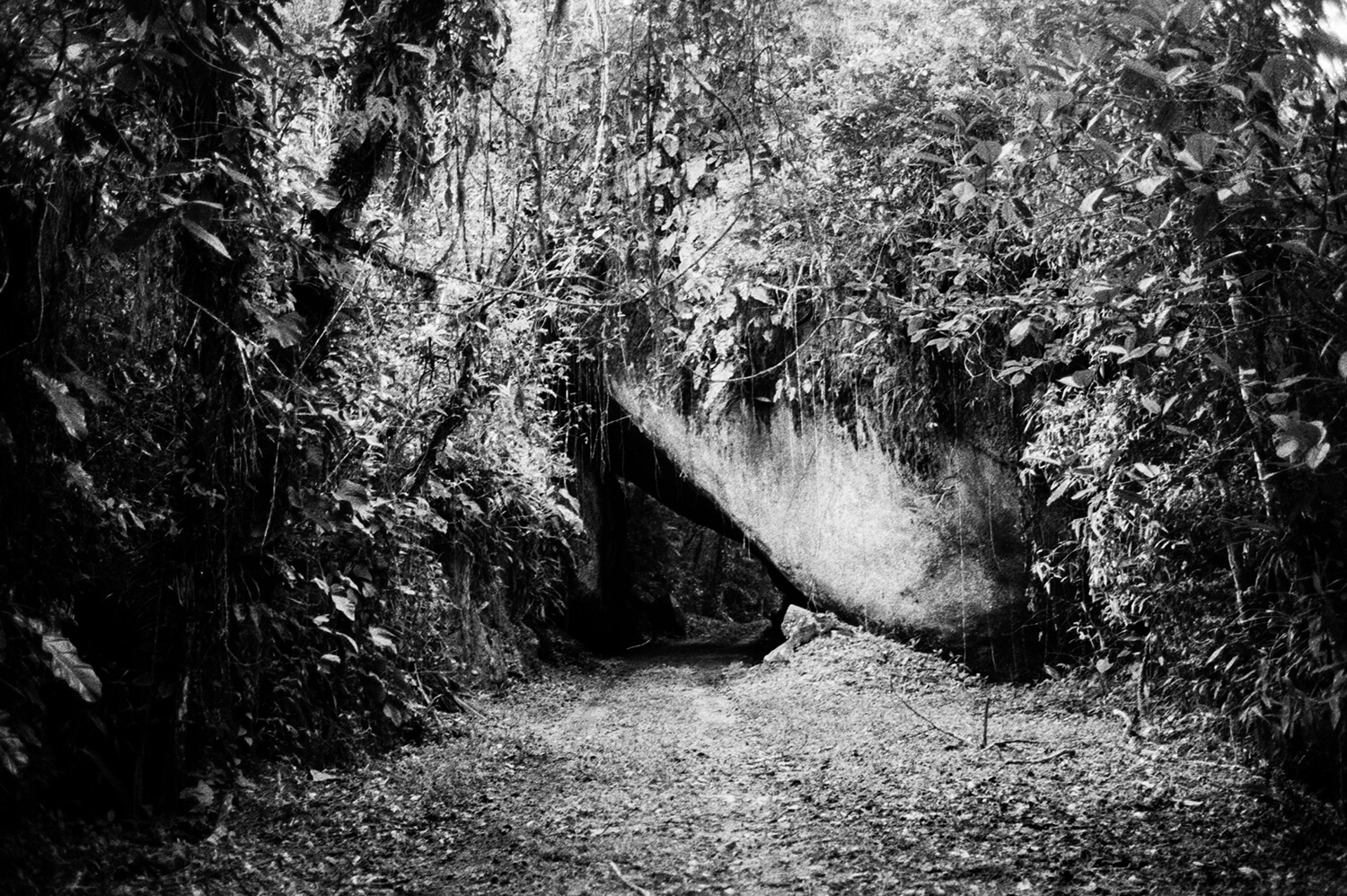 4-Stone-Tunel-Mangaratiba-1