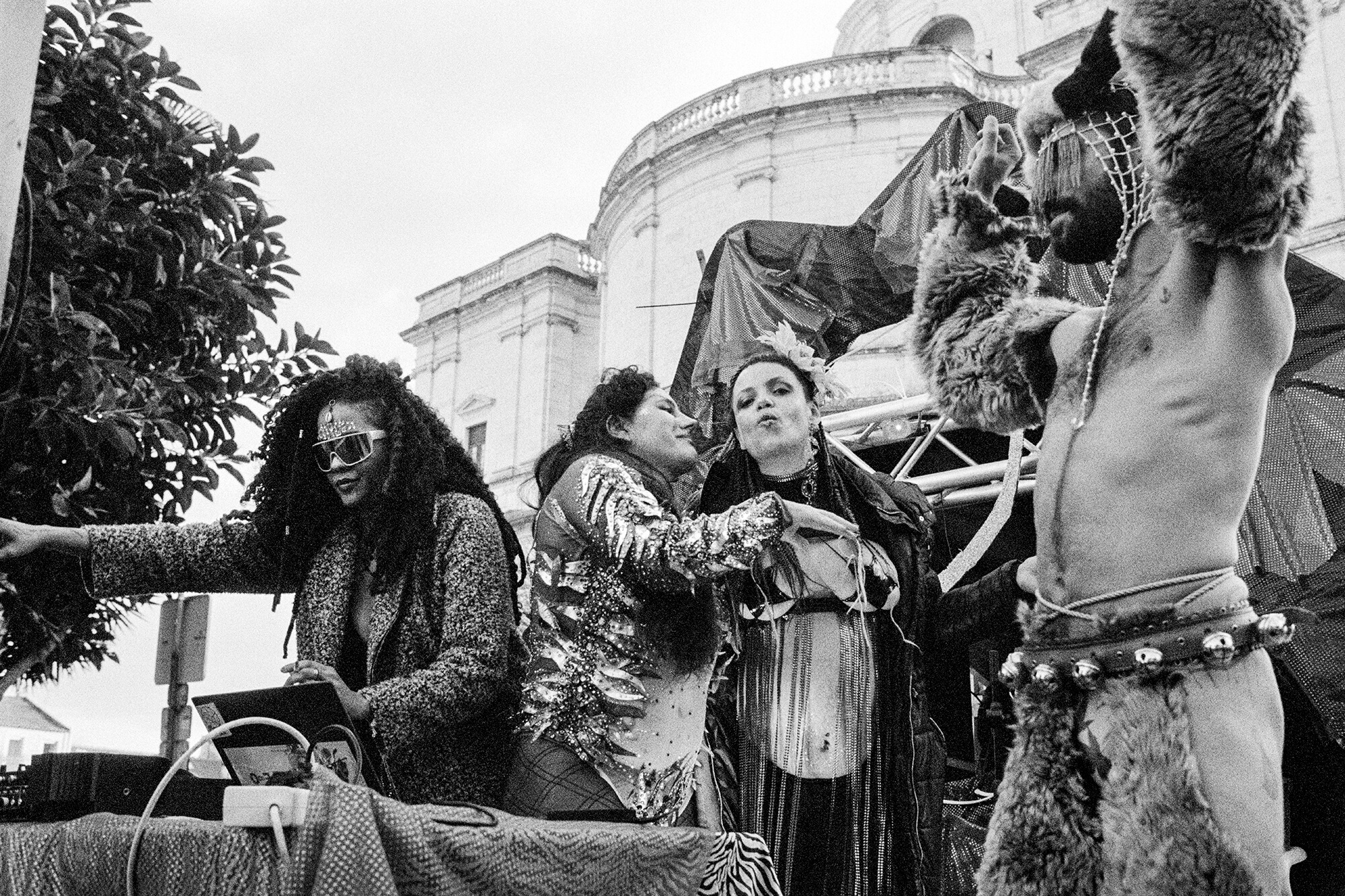 5_brazilian-carnaval-lisbon-blocu